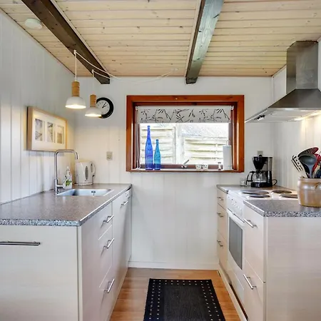 Leocadia - 150m To The Fjord By Interhome Feriehus *